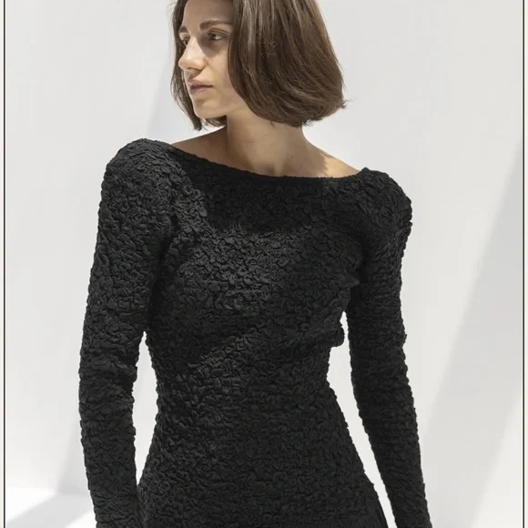 Mara Hoffman Elegant Black Textured Long Sleeve open back dress - Picture 5 of 11